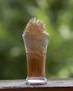 http://intoxicologist.net/wp-content/uploads/2010/09/Blow-Job-Shot-Kahlua-Baileys-240x300.jpg