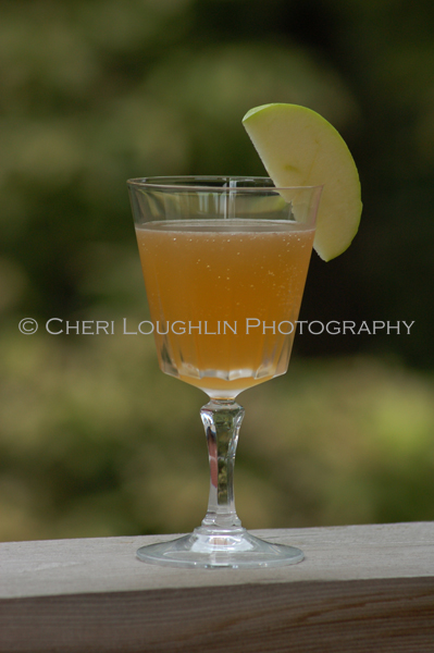 Apple Trace Teenie low calorie bourbon cocktail