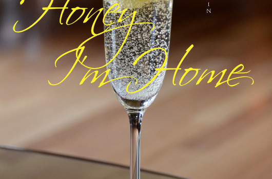The Honey I’m Home bubbly drink uses honey flavored whiskey. The flavor is lightly sweet with a hint of honey whiskey warmth. Brut Cuvee adds crispness to the cocktail. What’s not to love about bubbles tickling at your nose?!