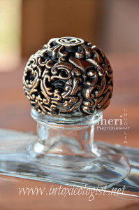 The DeLeón Tequila website mentions that the lid is “hand-carved by a jeweler from a one pound ball of sterling silver.”