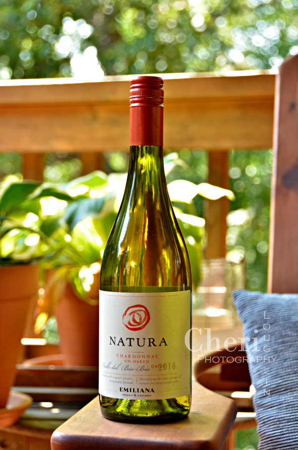 Natura Chardonnay 2016 organic wine is perfectly balanced between dry and sweet with citrus and tropical fruit notes. Affordable for everyday sipping. 