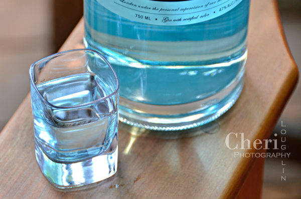 The London No 1 Gin captured my attention with its lovely blue hue. The flavor is light with medium juniper flavor offset by the naturally light sweetness. Ideally I would use this in a martini to keep the beautiful calming blue hue. 